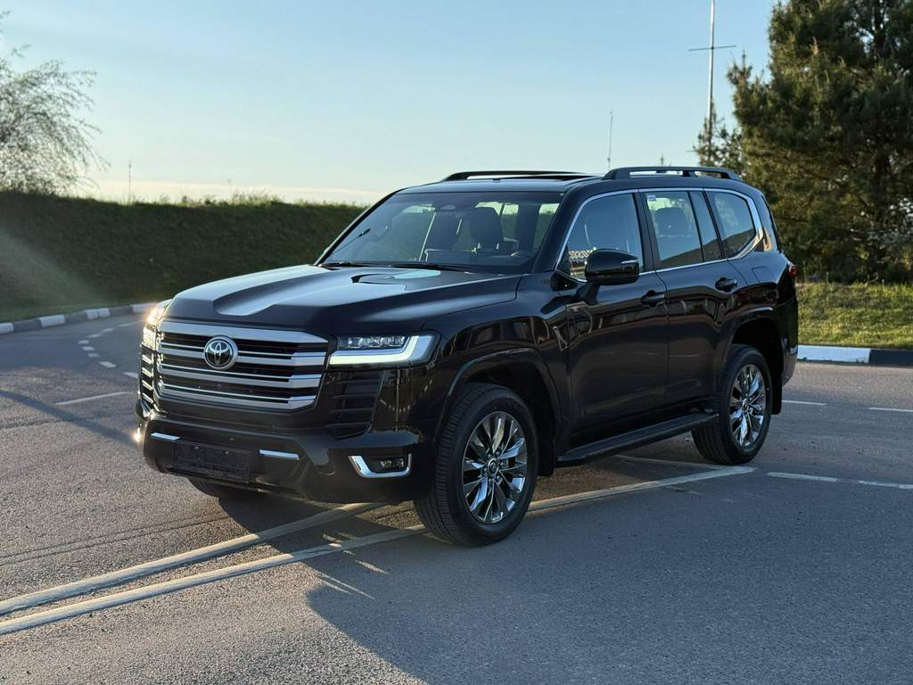 Toyota Land Cruiser 300